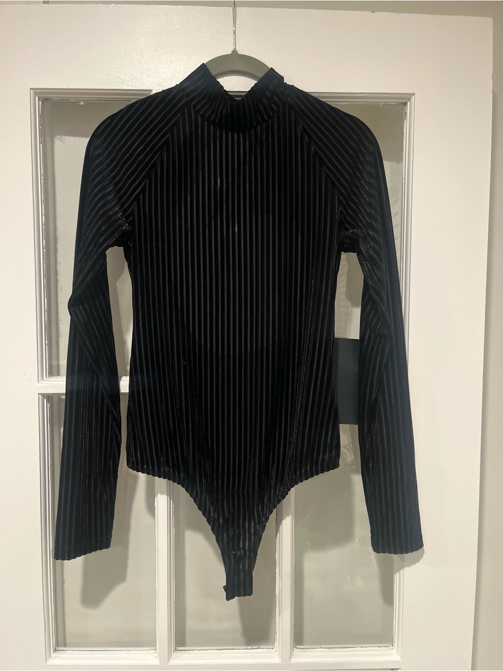 NWT Lulu's Black Velvet Sheer Ribbed Long-Sleeve Bodysuit Mock Neck Open Back S